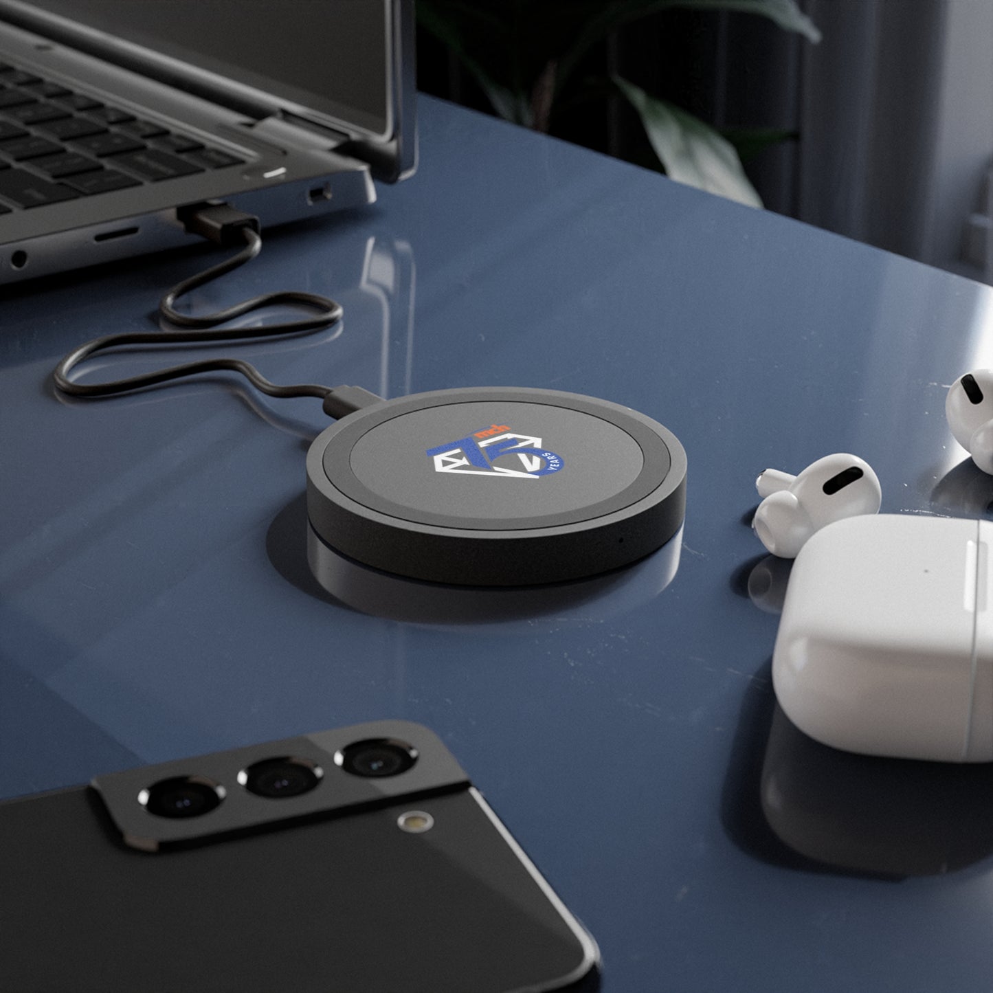 Quake Wireless Charging Pad - 75th Anniversary